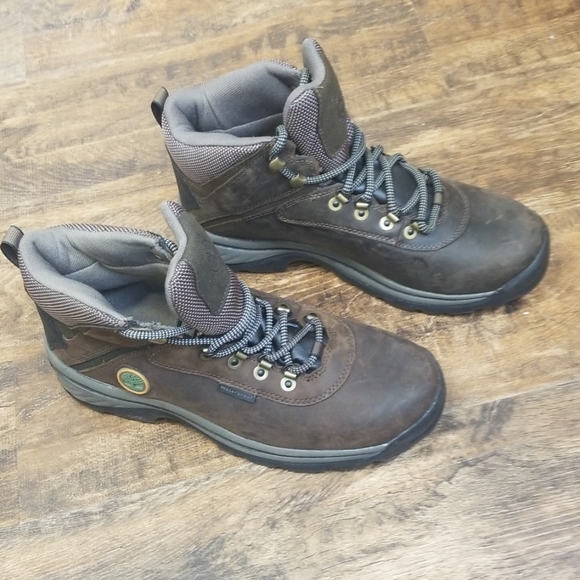 timberland flume mid waterproof boot